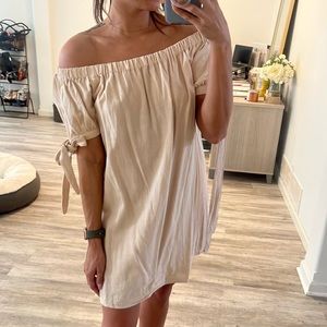 New with tags Lulus linen dress